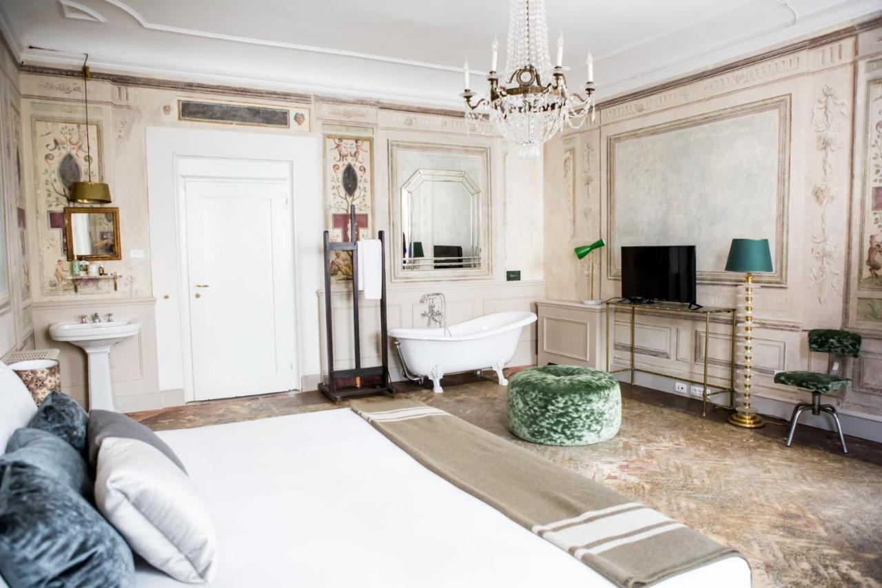 フィレンツェ Oltrarno Splendid Bed & Breakfast エクステリア 写真